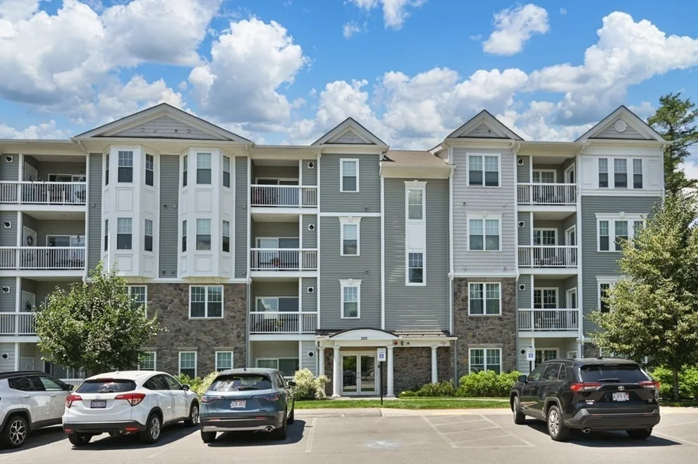 Unit for sale at 220 Martins Landing, North Reading, MA 01864