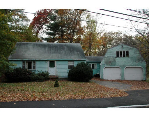 Unit for sale at 58 School, Hamilton, MA 01982