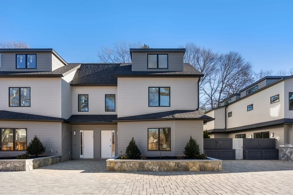 Unit for sale at 956 Walnut St, Newton, MA 02461