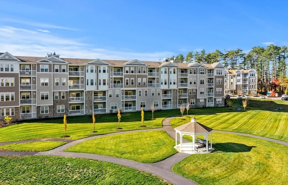 Unit for sale at 320 Martins Landing, North Reading, MA 01864