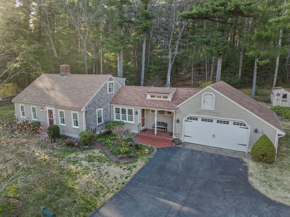 Unit for sale at 95 Wapping Road, Kingston, MA 02364