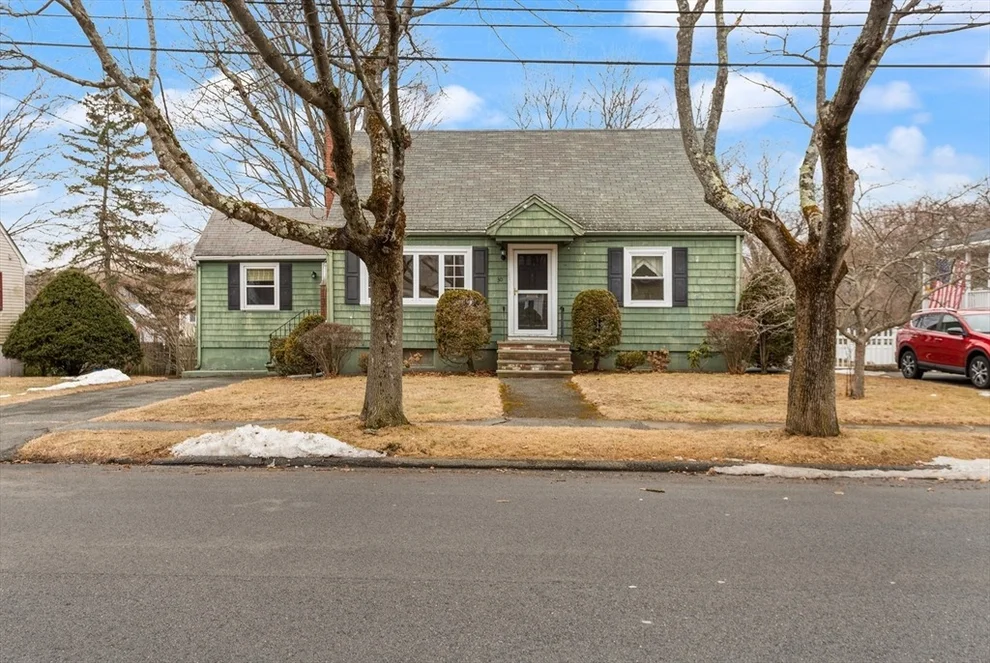 Unit for sale at 30 Kingdom Terrace, Peabody, MA 01960