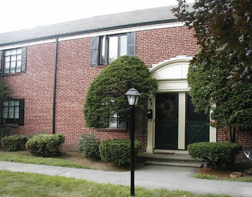 Unit for sale at 106 Pierce Road, Watertown, MA 02472