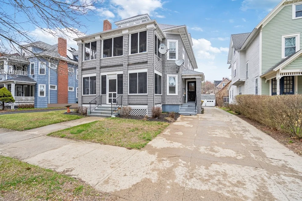 Unit for sale at 29-31 Firglade Ave, Springfield, MA 01108