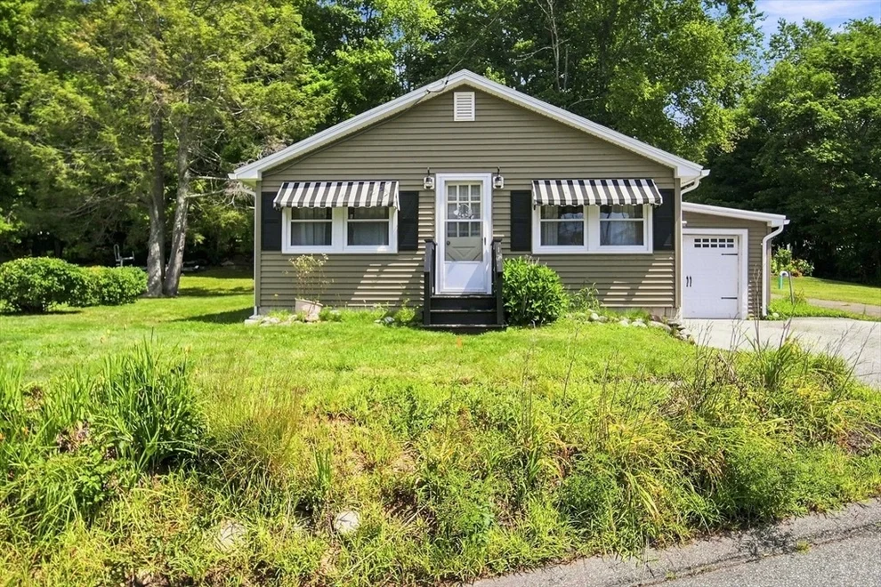 Unit for sale at 83 Union Rd, Wales, MA 01081