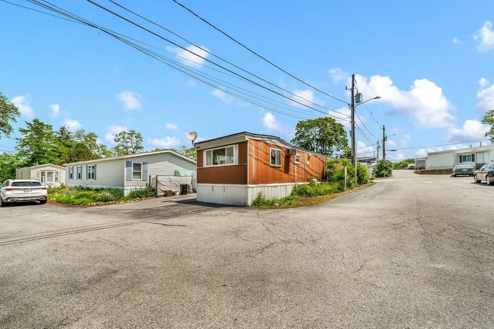 Unit for sale at 154 Newbury St, Peabody, MA 01960