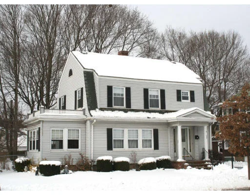 Unit for sale at 253 Albion Street, Wakefield, MA 01880