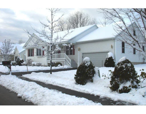 Unit for sale at 3 Wildwood Drive, Southborough, MA 01772