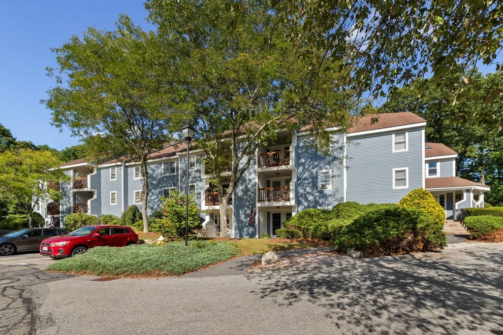 Unit for sale at 106 Heritage Dr, Northbridge, MA 01588
