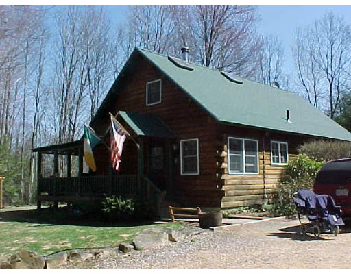 Unit for sale at 89 Crocker Nye Rd, Oakham, MA 01068