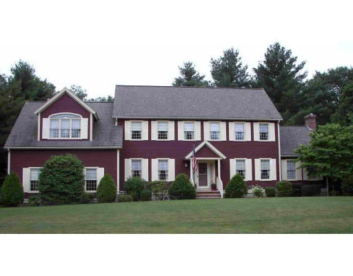 Unit for sale at 43 Winterberry Dr, Franklin, MA 02038