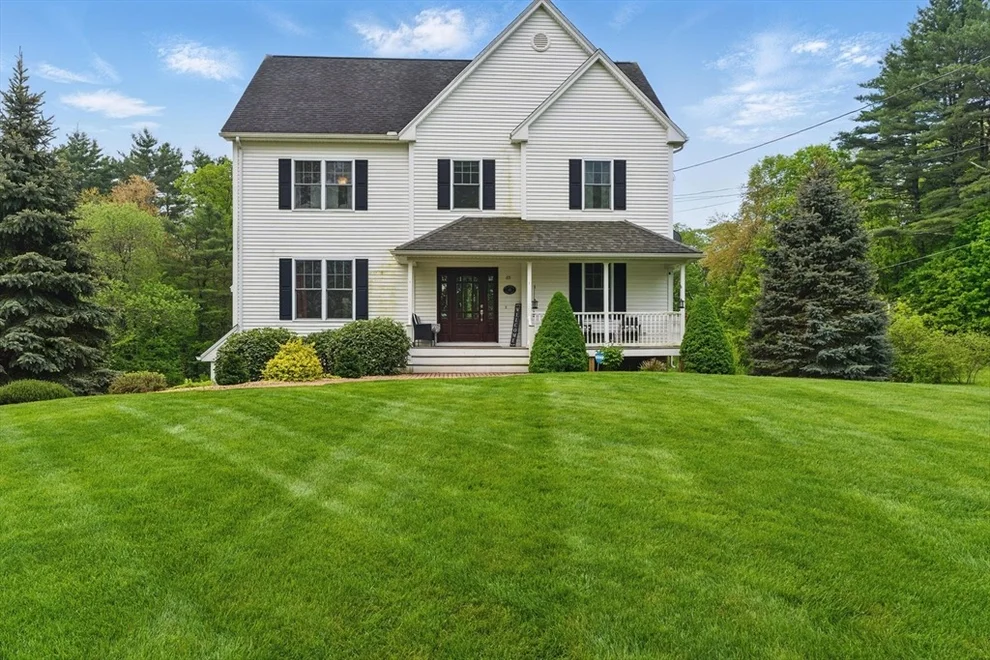 Unit for sale at 65 West St, Belchertown, MA 01007