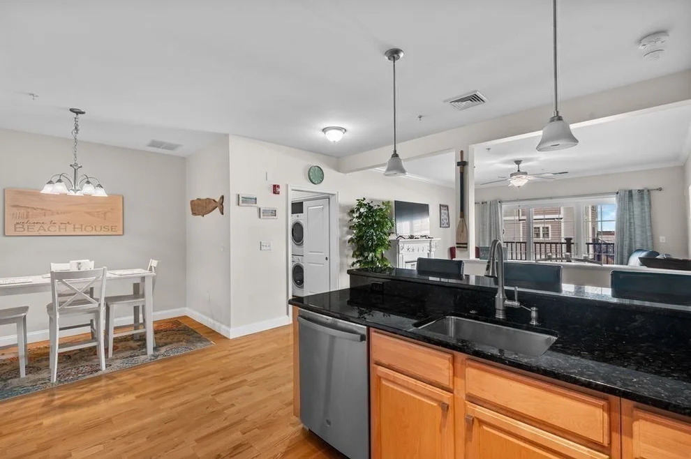 Unit for sale at 233 Beach Rd, Salisbury, MA 01952