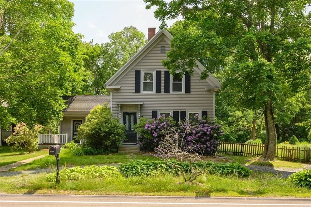 Unit for sale at 661 Main St, Hanson, MA 02341