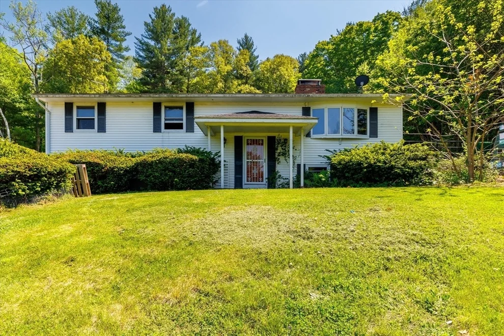 Unit for sale at 69 Sandersdale  Rd, Charlton, MA 01507