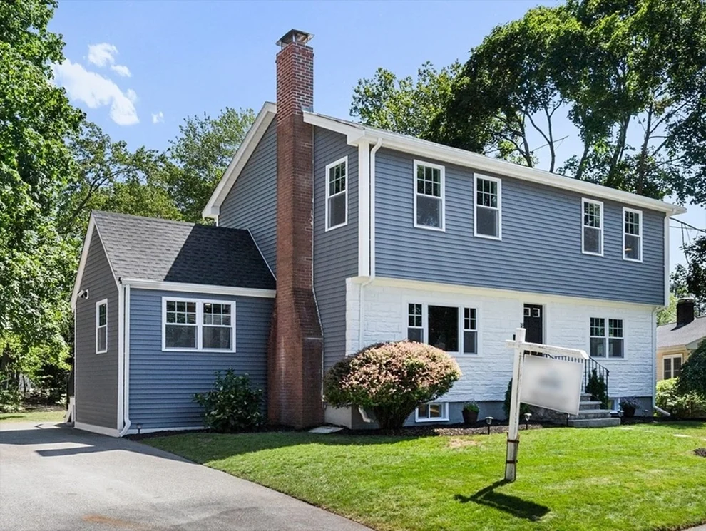 Unit for sale at 18 Muriel Ave, Wakefield, MA 01880