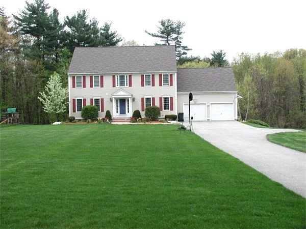 Unit for sale at 17 Belknap Street, Westborough, MA 01581