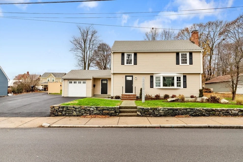 Unit for sale at 8 Clinton St, Woburn, MA 01801