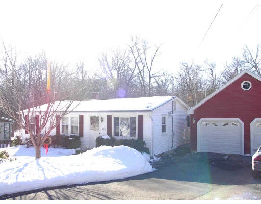 Unit for sale at 224 Breckenridge, Palmer, MA 01069