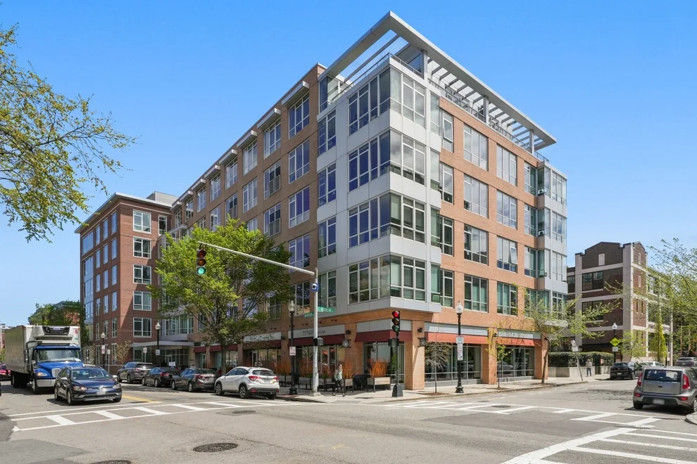 Unit for sale at 700 Harrison Ave Ps3, Boston, MA 02118