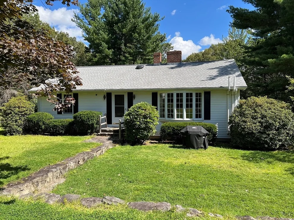 Unit for sale at 55 Warren St, Boylston, MA 01505