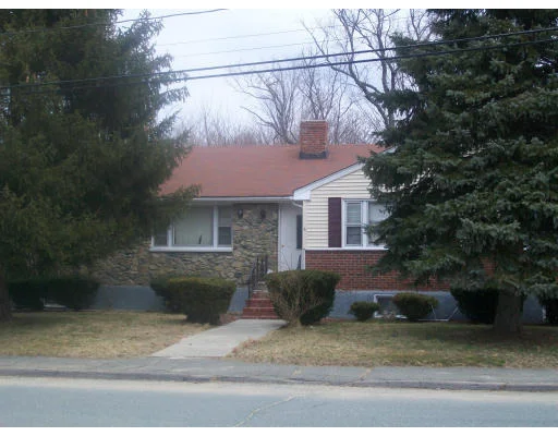 Unit for sale at 4 Decota Dr, Randolph, MA 02368