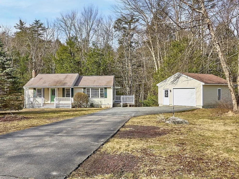 Unit for sale at 71 Stephanie Dr, Gardner, MA 01440
