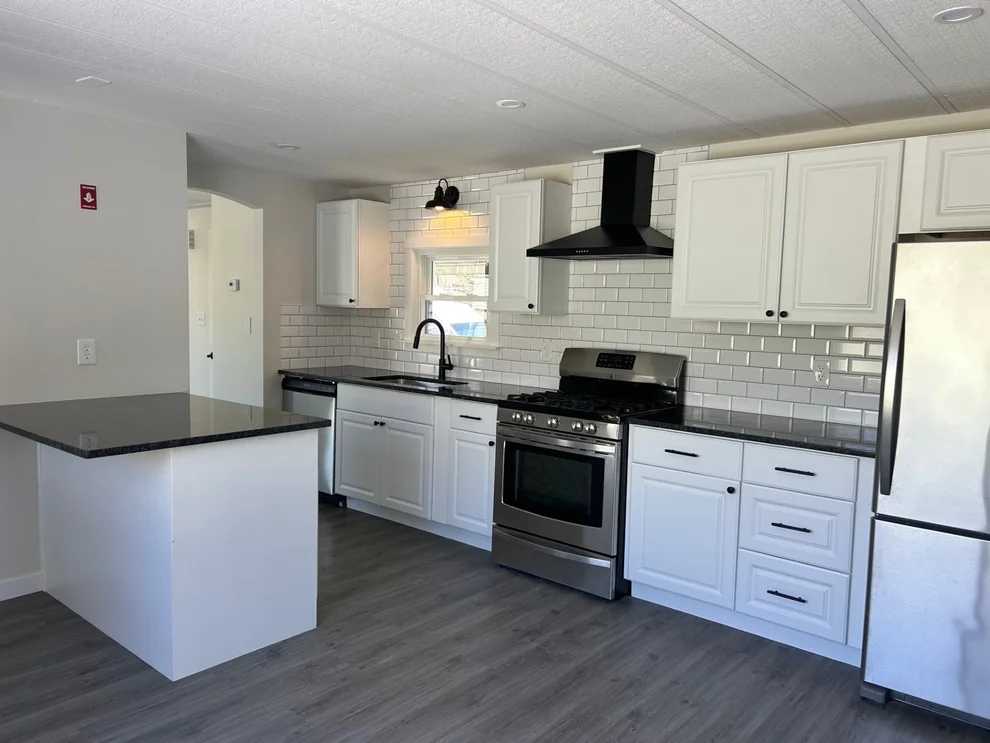 Unit for sale at 75 Ashley Ln, Marlborough, MA 01752