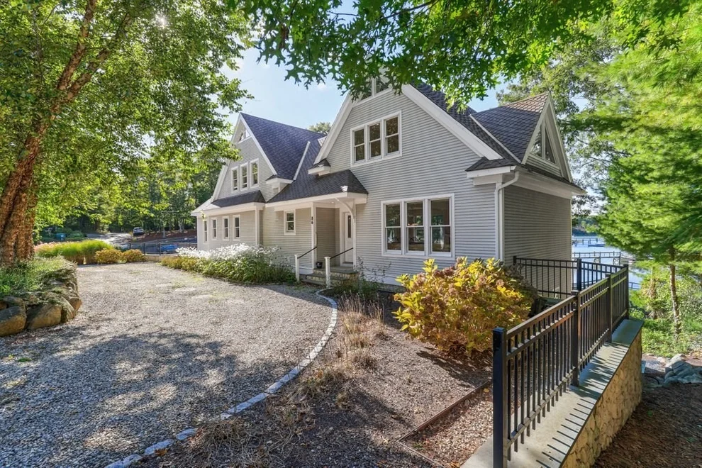 Unit for sale at 86 Summersea Rd, Mashpee, MA 02649