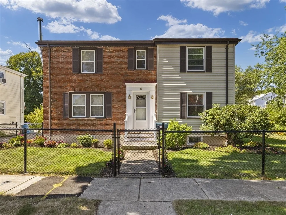 Unit for sale at 6 Newcroft Cir, Boston, MA 02126