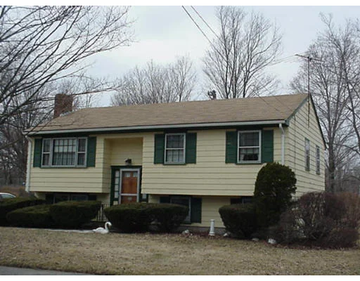 Unit for sale at 26 Thayer Terrace, Rockland, MA 02370