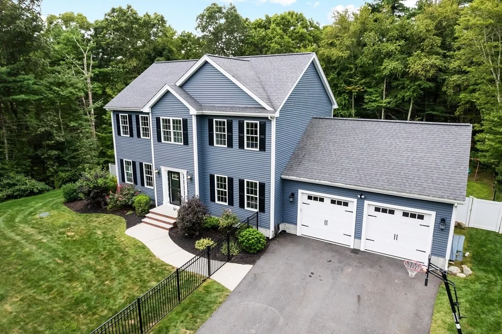 Unit for sale at 62 Reservoir Ave, Rehoboth, MA 02769