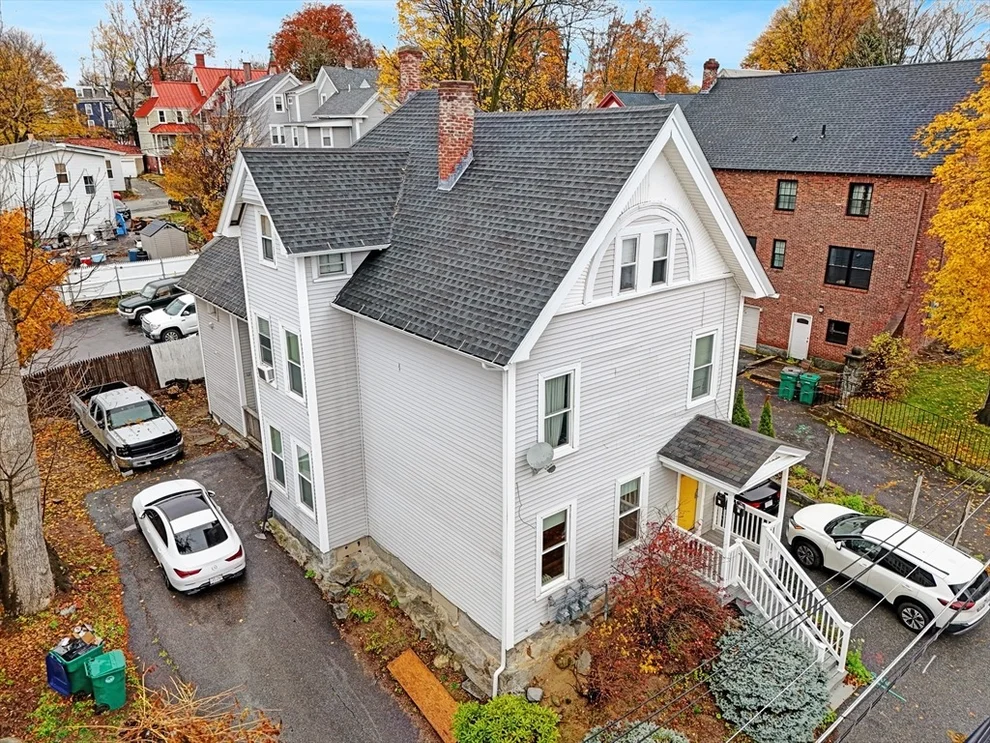 Unit for sale at 158 Green St, Fitchburg, MA 01420