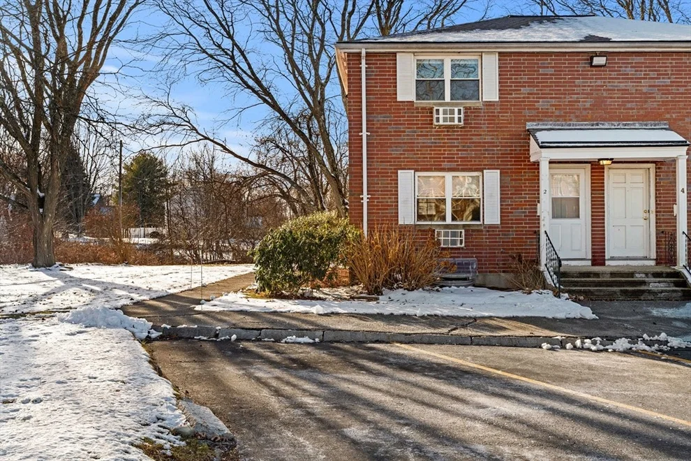 Unit for sale at 2 Kingston St, North Andover, MA 01845