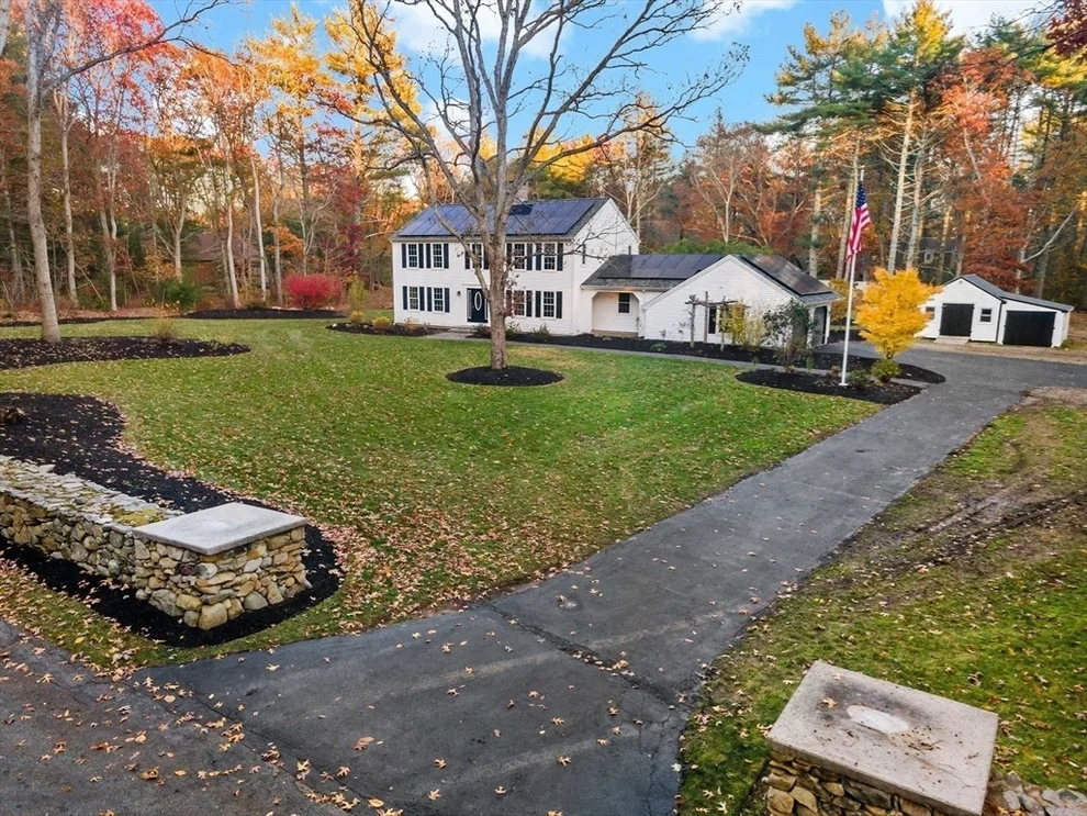 Unit for sale at 15 Hickory Ridge Rd, Rehoboth, MA 02769