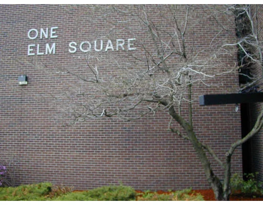 Unit for sale at 1 Elm Square, Andover, MA 01810
