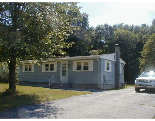Unit for sale at 164 Carol Ann St, Springfield, MA 01128