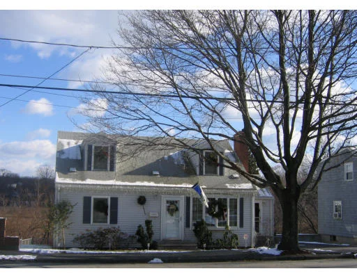 Unit for sale at 141 Edgemere Rd, Lynn, MA 01904
