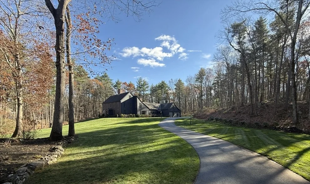 Unit for sale at 85 Townsend Farm Road, Boxford, MA 01921