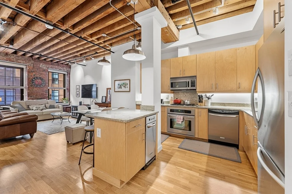 Unit for sale at 101 Broad St, Boston, MA 02110