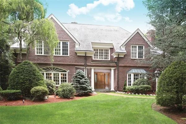 Unit for sale at 77 Love Lane, Weston, MA 02493