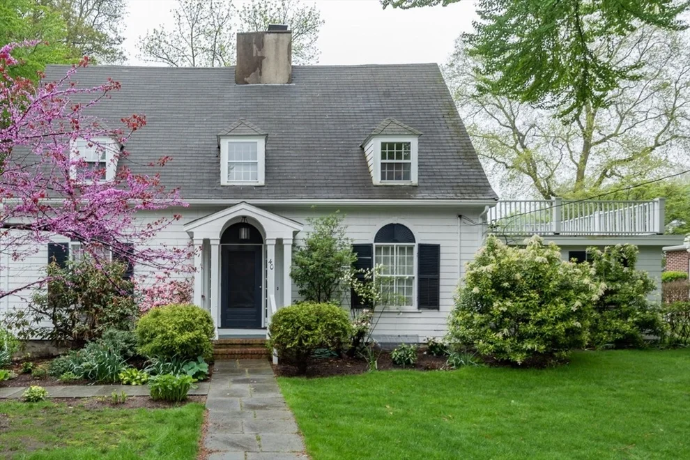 Unit for sale at 40 Stone Rd, Belmont, MA 02478
