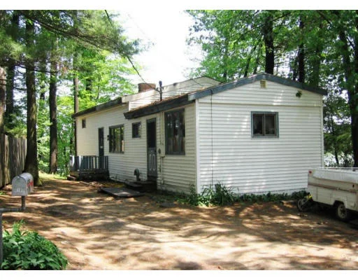 Unit for sale at 10 Pennimans Grove Road, Kingston, NH 03848