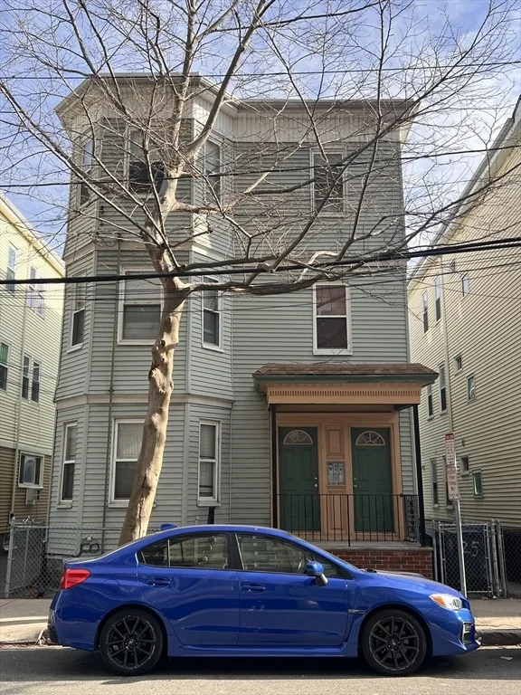 Unit for sale at 25 Bloomingdale St, Chelsea, MA 02150