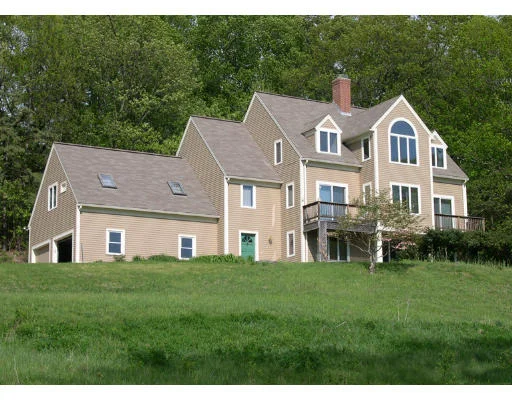 Unit for sale at 76 Shirley St, Pepperell, MA 01463