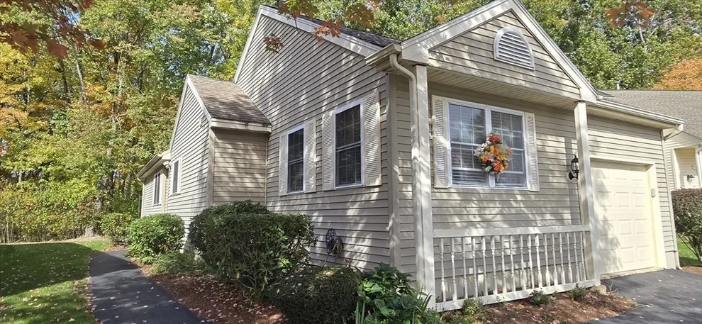 Unit for sale at 11 Vineyard Lane, Methuen, MA 01844