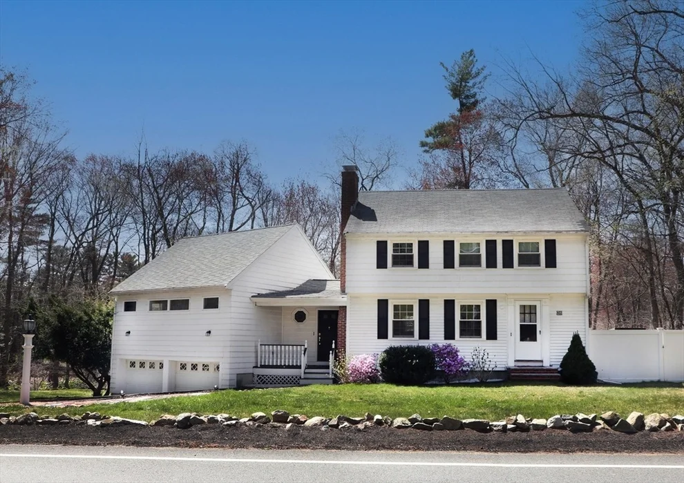 Unit for sale at 38 Chestnut St, North Reading, MA 01864