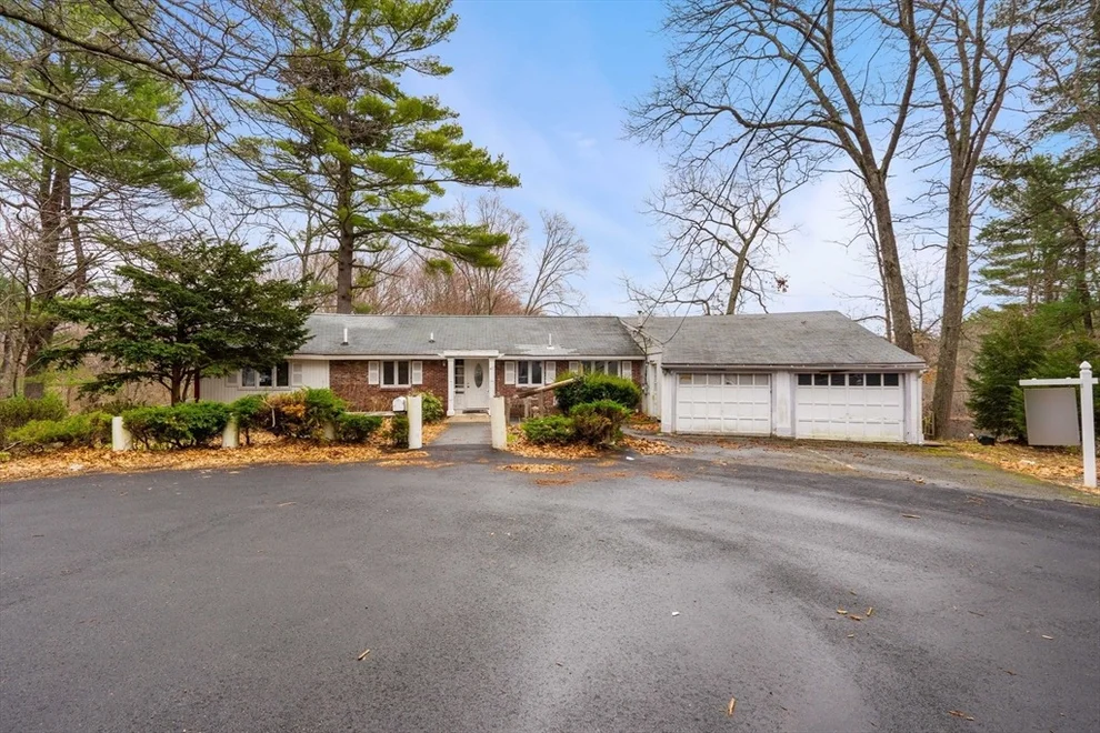 Unit for sale at 47 Riverside Dr, North Reading, MA 01864