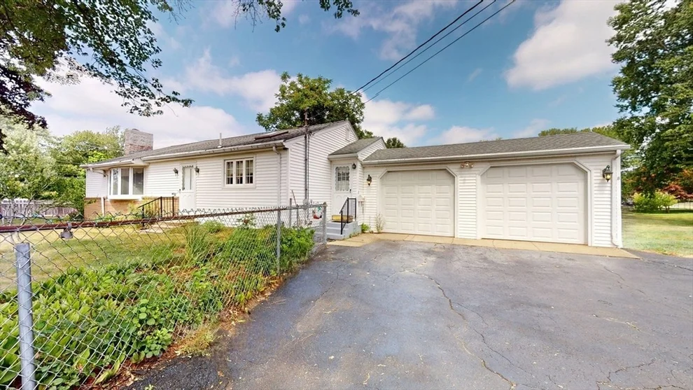 Unit for sale at 8 Vincent Ave, North Smithfield, RI 02896