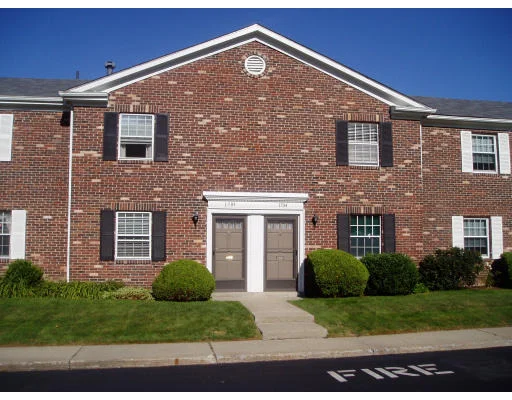 Unit for sale at 1703 Windsor Dr, Framingham, MA 01701